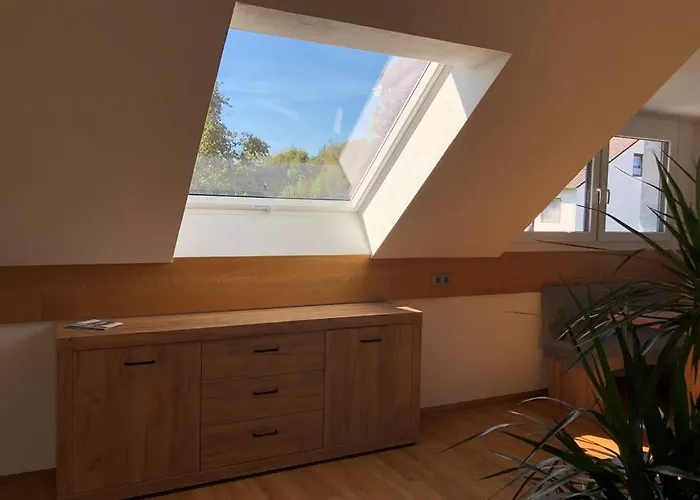 Neue Luxurioese Ferienwohnung In Ruhiger Lage