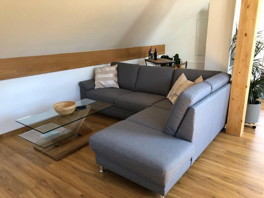 Neue Luxurioese In Ruhiger Lage