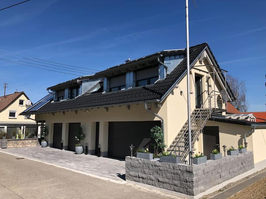 Apartment Neue Luxurioese In Ruhiger Lage *